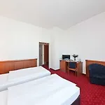 Novum Style Aldea Отель