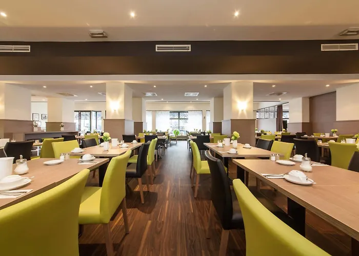 Novum Style Aldea Hotell 3*